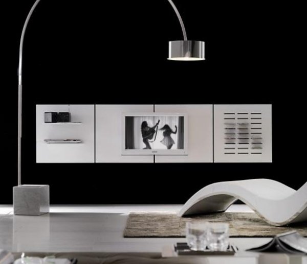 Modulárna nástenná jednotka - hranaté prvky s otvorenými policami moderná-modulárna-nástenná-jednotka-štvorcové-prvky-podlahová lampa-kov