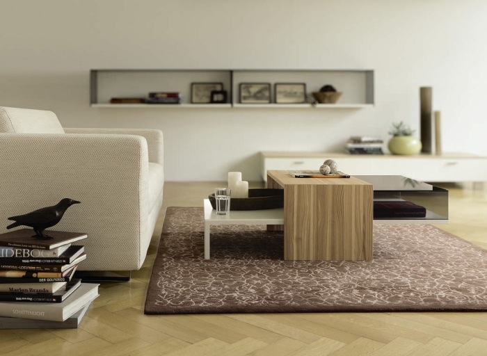 moderný-konferenčný stolík-sklo-drevo-lak-č.14