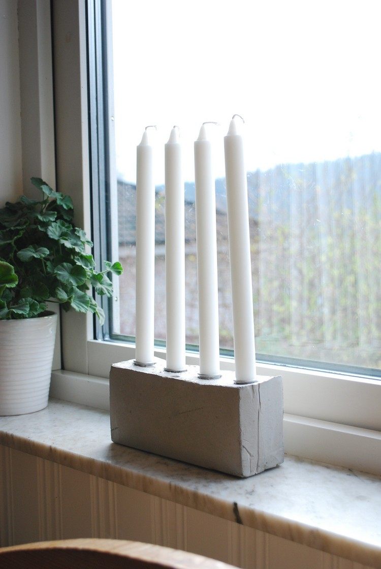 Betónový adventný veniec na okno Adventný veniec z betónu držiak na sviečku vyrobte si sami-betón-blok