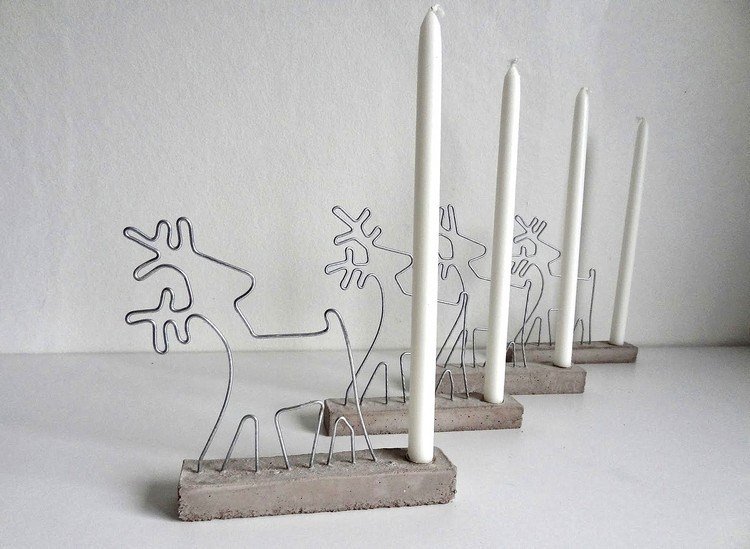 Betónový adventný veniec so sobmi adventný veniec-betón-svietnik-drôt-sob-drotárstvo-mimoriadny