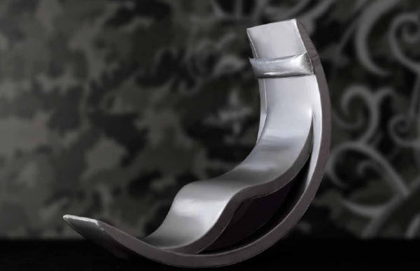 Hojdacie kreslo moderného vzhľadu, koža, futuristický vzhľad