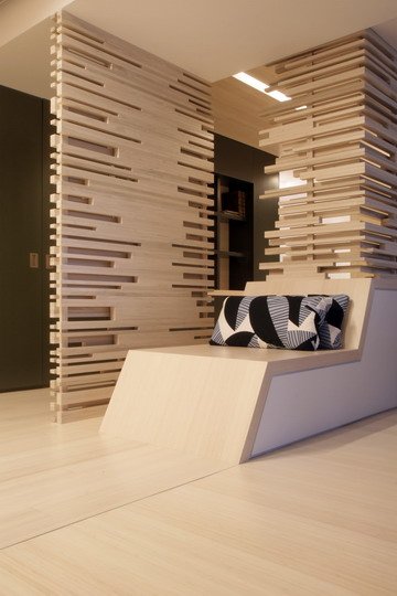 drevené prvky interiérový dizajn bytu