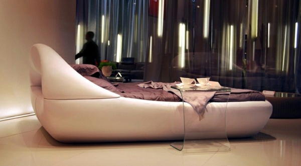 futuristická-béžová posteľ-Angelo-Tomaiuolo