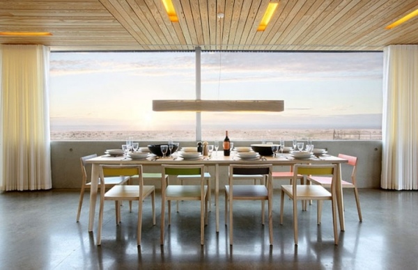 dizajnová prázdninová vila s jedálenským kútom dizajnový dovolenkový dom v jedálni so sukulentmi