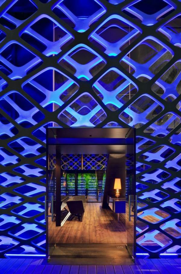 Interiér japonského vplyvu Tori Tori moderný japonský interiér - reštaurácia Tori Tori