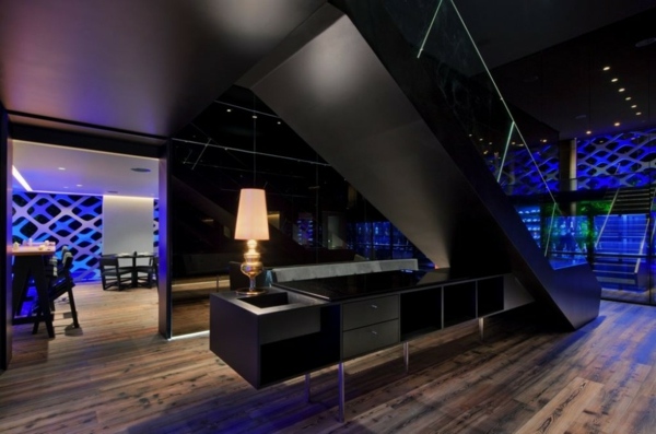 Japonci ovplyvňujú moderný dizajn a reštauráciu moderný dizajn v reštaurácii Tori Tori