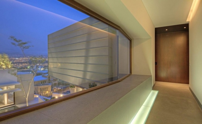 nádherný výhľad na mesto zvnútra domu dom na svahu great-views-city-san-jose
