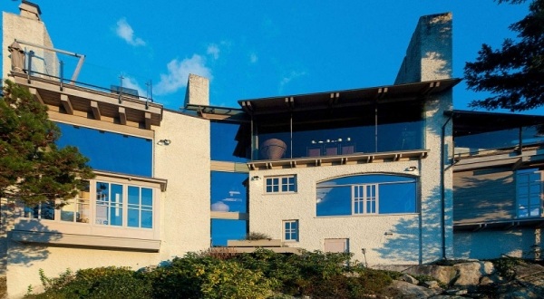 domáca voda s úchvatnou panoramatickou fasádou