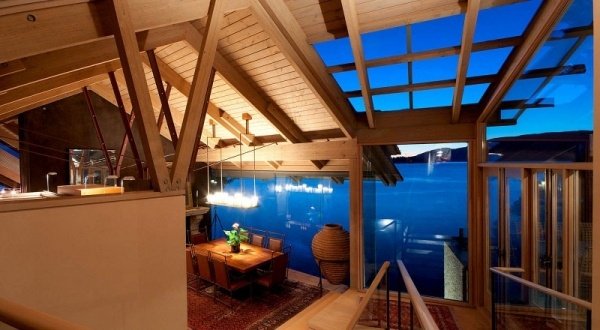 domáca voda s úchvatnou panoramatickou sklenenou strechou