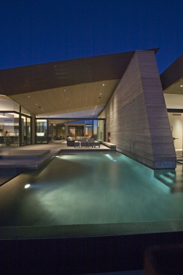 moderný drevený dom osvetlenie bazéna moderný bazén z dreveného domu