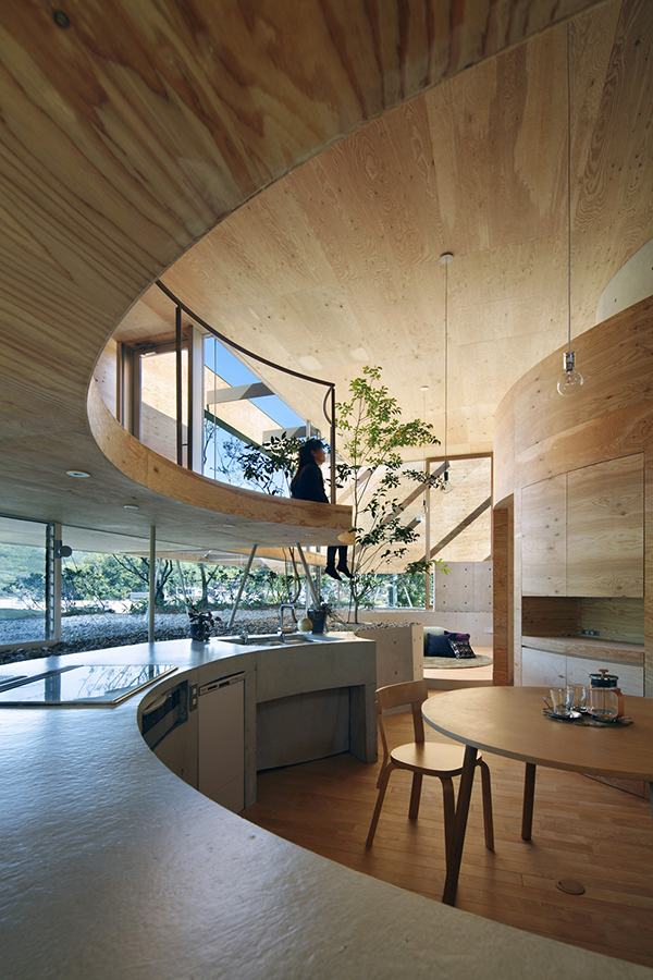 dom v Japonsku príroda spojenie kruhové tvary dom v Japonsku s prírodou spoja kruhové tvary