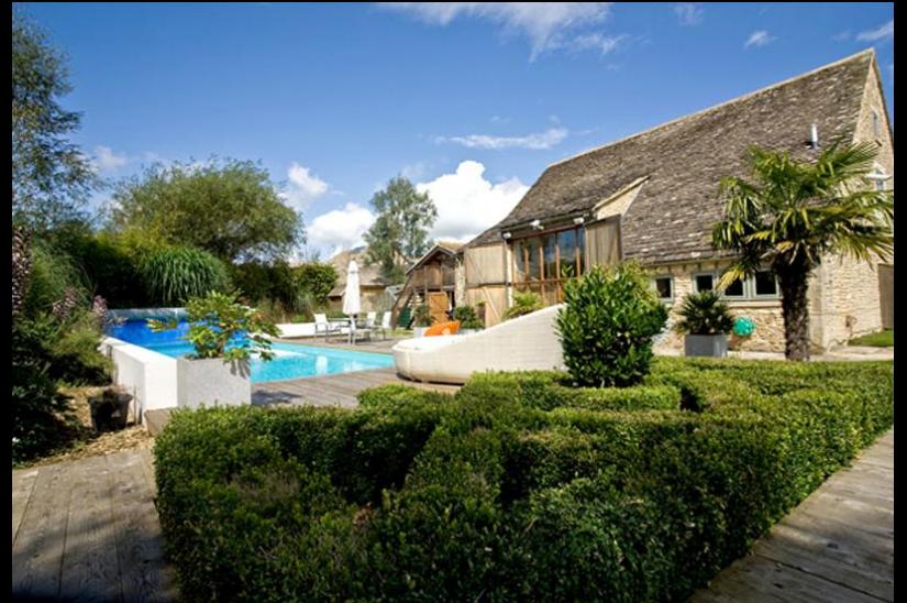 The Barn by AR dEsign Studio - bočný pohľad The Barn by AR Design Studio - bočný pohľad