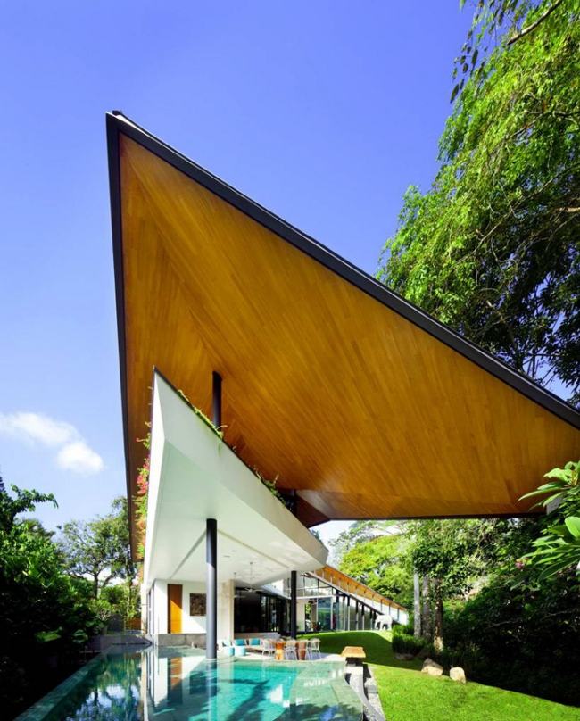 Dom K2LD Architects singapurová strešná terasa s bazénom moderný dom K2LD architekti singapurová strešná terasa s bazénom