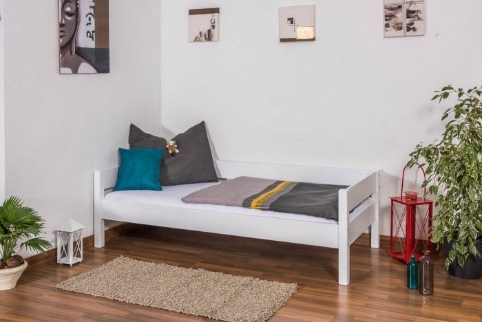 biela-moderná-mládežnícka-posteľ-benedikt-buk-masívne drevo-násťročná izba-nápady