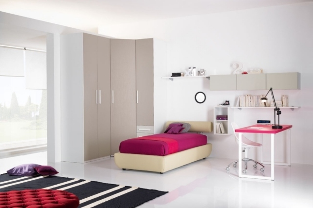 škôlka-dekor-dievčatá-krém-biela-červená-akcenty