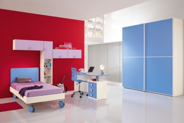 detská izba-zostava-dievča-chlapec-modrá-fialová-nábytok-červená-akcentová stena