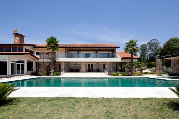 nádvorie bazén sedliacky dvor dizajn v sao paolo