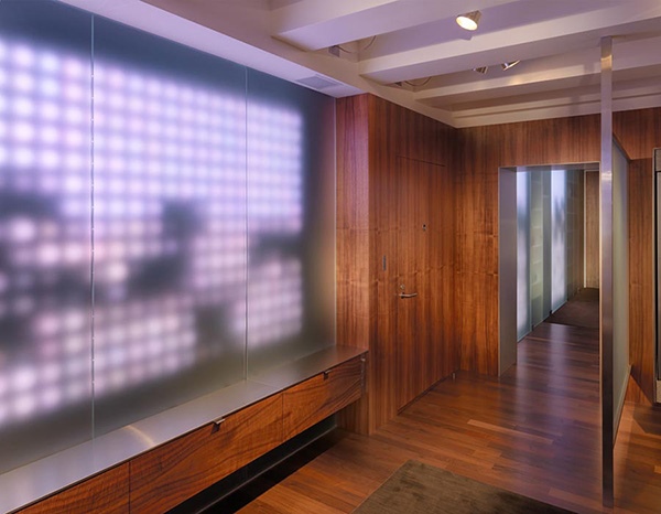 Moderný ružový byt v San Franciscu Moderný loft v San Franciscu ružový