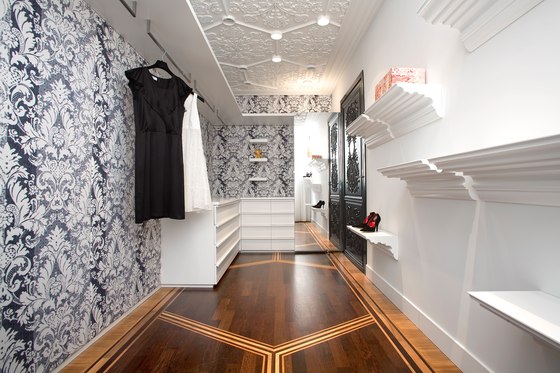 Luxusný šatník neobarokový byt Marcel Wanders Luxusný šatník-Neobarokový-apartmán-Marcel-Wanders