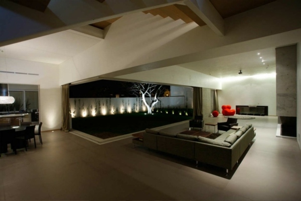 moderné osvetlenie obývacia časť presklená stena moderný-osvetlenie-obývacia časť-presklená stena