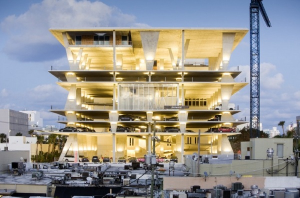 Osvetlenie parkoviska Moderná architektúra-Lincoln Road Miami-Betónová konštrukcia