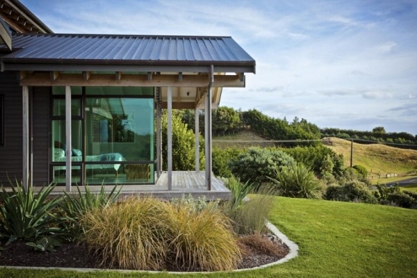 Energeticky účinné sklenené steny domu Te Horo