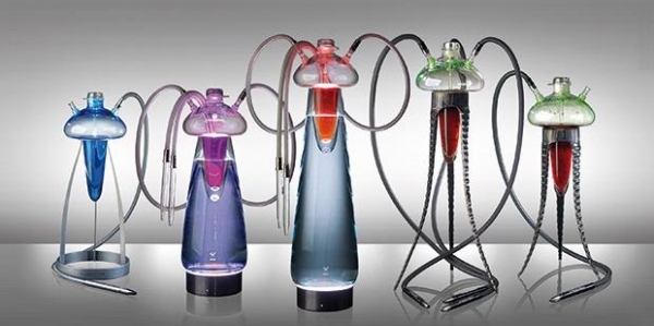 remeselná zbierka moderných dizajnových vodných fajok od spoločnosti medusedesign