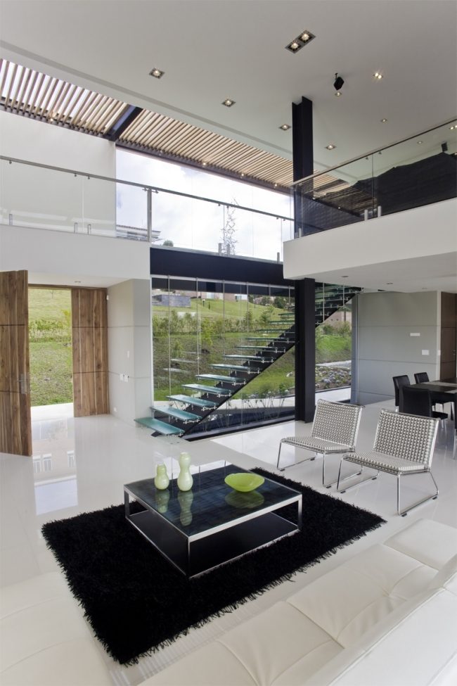 las palmas interiérový dizajn domu biela čierna carlos molina las palmas interiérový dizajn domu biela čierna carlos molina
