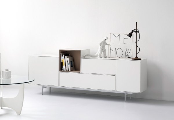 modulárny nábytok príborník biely základný rám matný