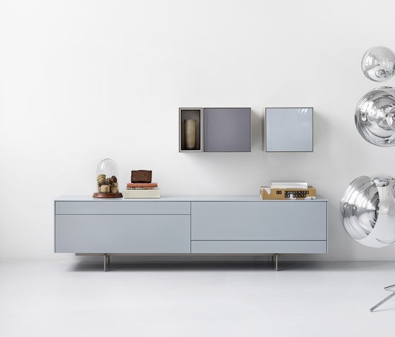 predná strana príborníka nex s vysokým leskom