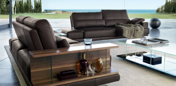 kožený gauč rolf benz vero hnedý drevený prvok