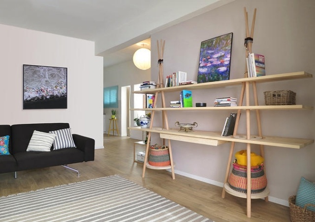 systém nábytku-obývačka-police-vešiaky-koľajnice-vešiak-odkladací priestor