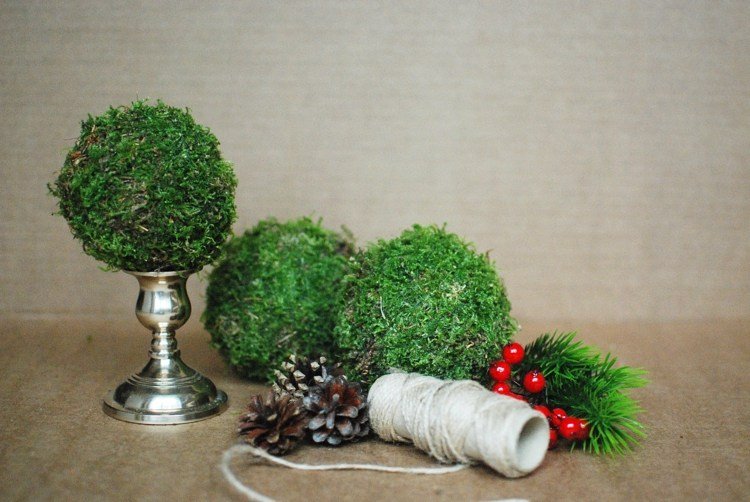 lano prírodné materiály šišky borovica zelený svietnik