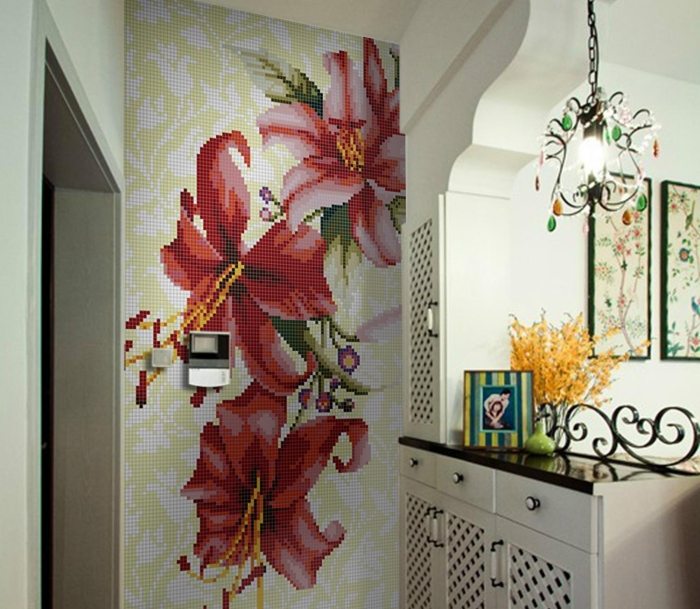 krásne červené ľalie na stene ako ozdoba dekorácia mozaiky z kvetu červenej ľalie