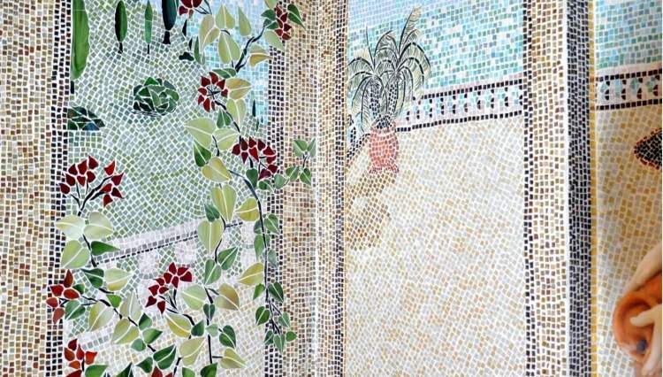 mozaika-obklady-kúpeľňa-ručné-rastlinné-motívy-rímsko-zeleno-béžové