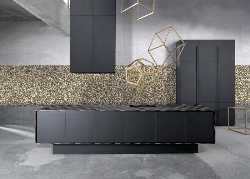 Mozaikové dlaždice-kuchyňa-zlato-čierna-dláždená-minimalistická