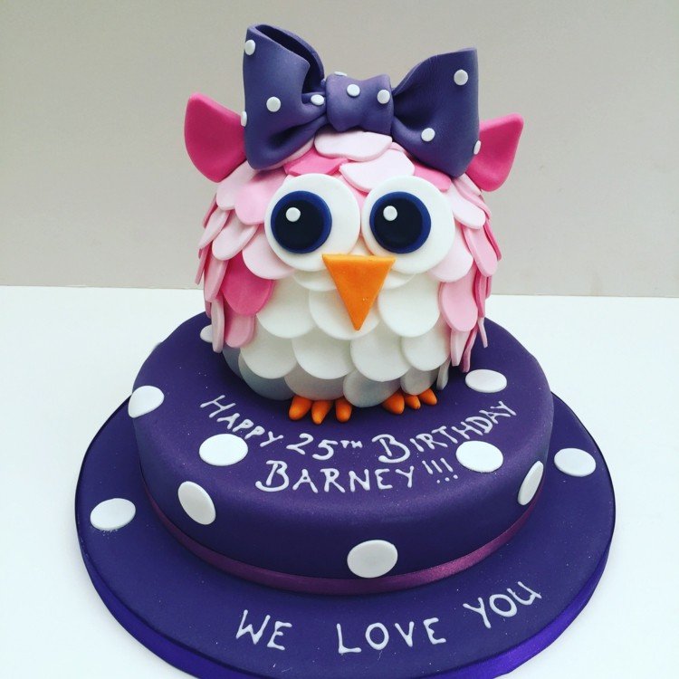 Fondant-dievča-motív-koláč-sova-fialová