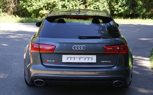 Audi RS6 Avant 2014 vzadu2 Audi Avant 2014 zadné 2