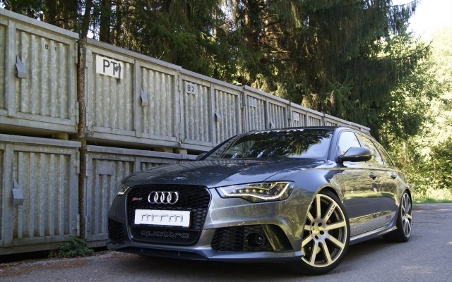 Audi RS6 Avant 2014 ľavá predná strana 2 Audi RS6 Avant vľavo vpredu 2