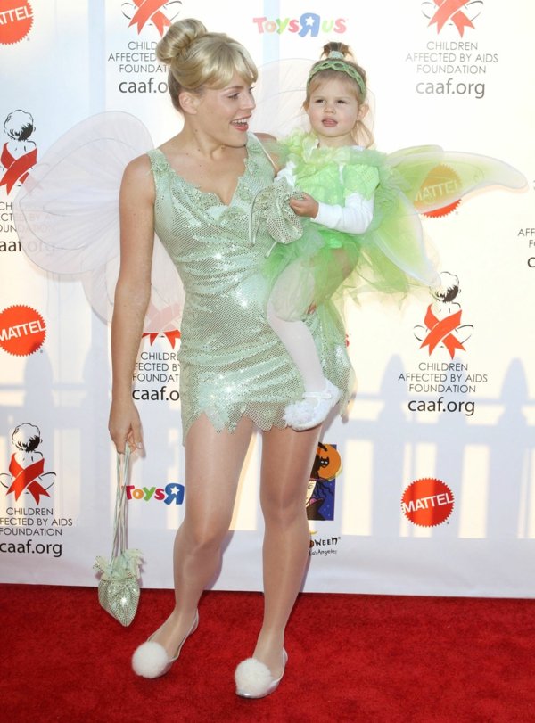 Spoločenské trblietavé šaty spoločenské šaty limetkovo zelený tyl a lurex biela-balerína-s-kožušinovým perím-lipovými krídlami