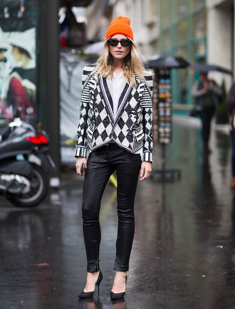 čiapka trend 2017 2018 zimná červená oranžová neónová farba čiapočka