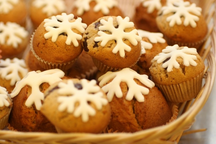 adventné a vianočné pečenie-recepty-muffiny-na-kávu-vločka-dekorácia