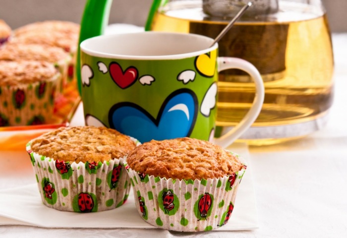 Papierové puzdrá-s-farebnými motívmi-Muffiny-s-banánmi