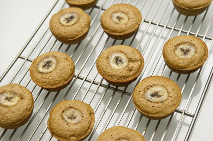 stojanček-banán-muffiny-s-musli