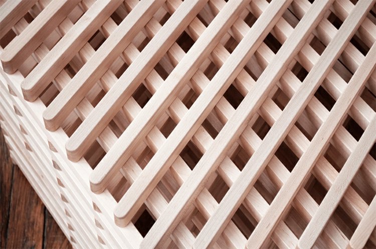 nábytok-krížový dizajn-svetlý-prírodná-optika