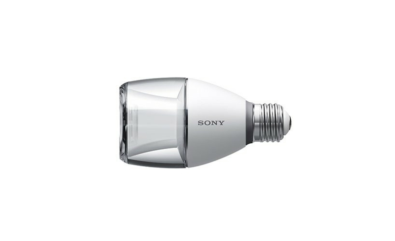 Hudobná žiarovka od spoločnosti Sony je užitočným doplnkom do vašej domácnosti hudobná žiarovka od sony led reproduktor biela bluetooth
