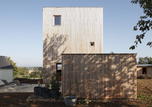 udržateľný dizajn domu udržateľný dizajn domu - pohľad zboku