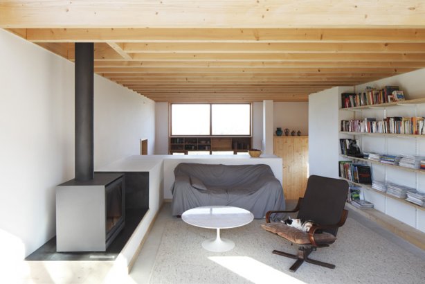 Rekreačná oblasť v Sampanovom dome Rekreačná oblasť - sampanový dom