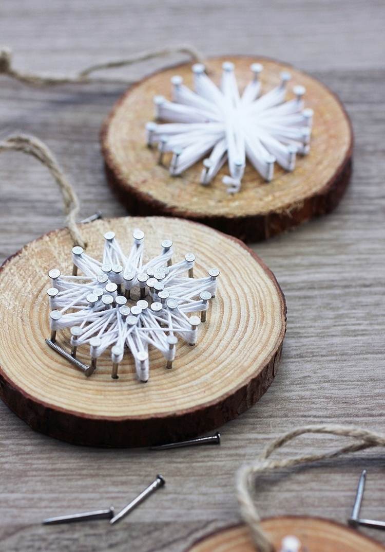 šnúrkové umenie vianočné drotárstvo vlastnoručne vyrobené niťové umelecké obrázky na nechty diy vianočné dekorácie bavlnená niť biele nechty prevrátiť