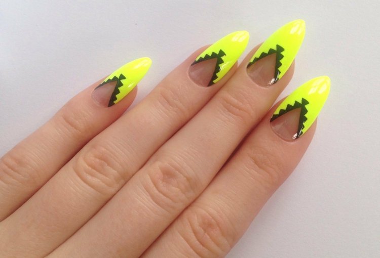 nail-design-yellow-stiletto-cik-cak-black-neon yellow-stiletto
